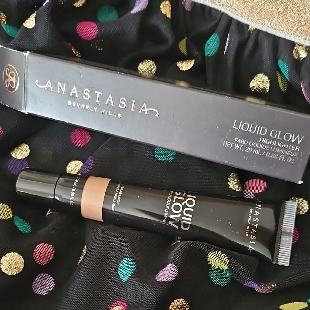 Anastasia Beverly Hills Liquid Glow Highlighter — 20ml OYSTER